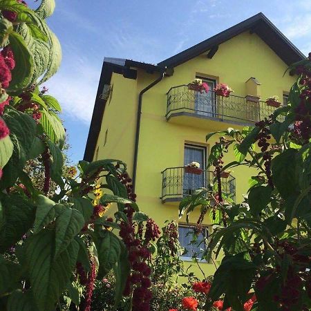 Bed And Breakfast Albatros Perusic Exterior foto